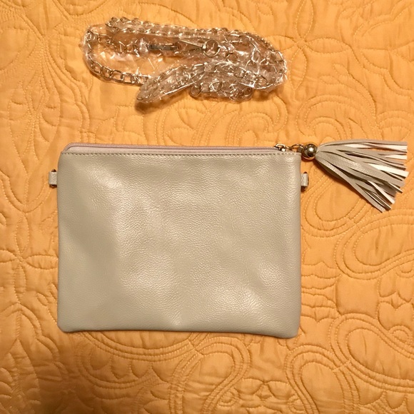 🎉🎉 3 @ $20! 🎉🎉Ivory Cross body Bride 👰Purse - Picture 2 of 3